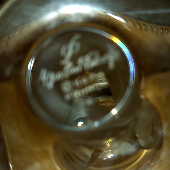 Faberge Kissing Doves Frosted Wine Goblets 8.25 oz - Picture 4 of 11